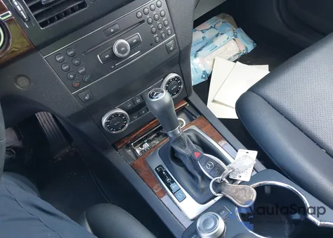 2012 Mercedes-Benz Glk 350 z USA, uszkodzony, nr VIN WDCGG5GB4CF743898